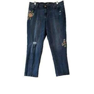 VINTAGE Jordache Straight LegHigh Waisted HI-RISE 22W EMBROIDERED Jeans Tapered